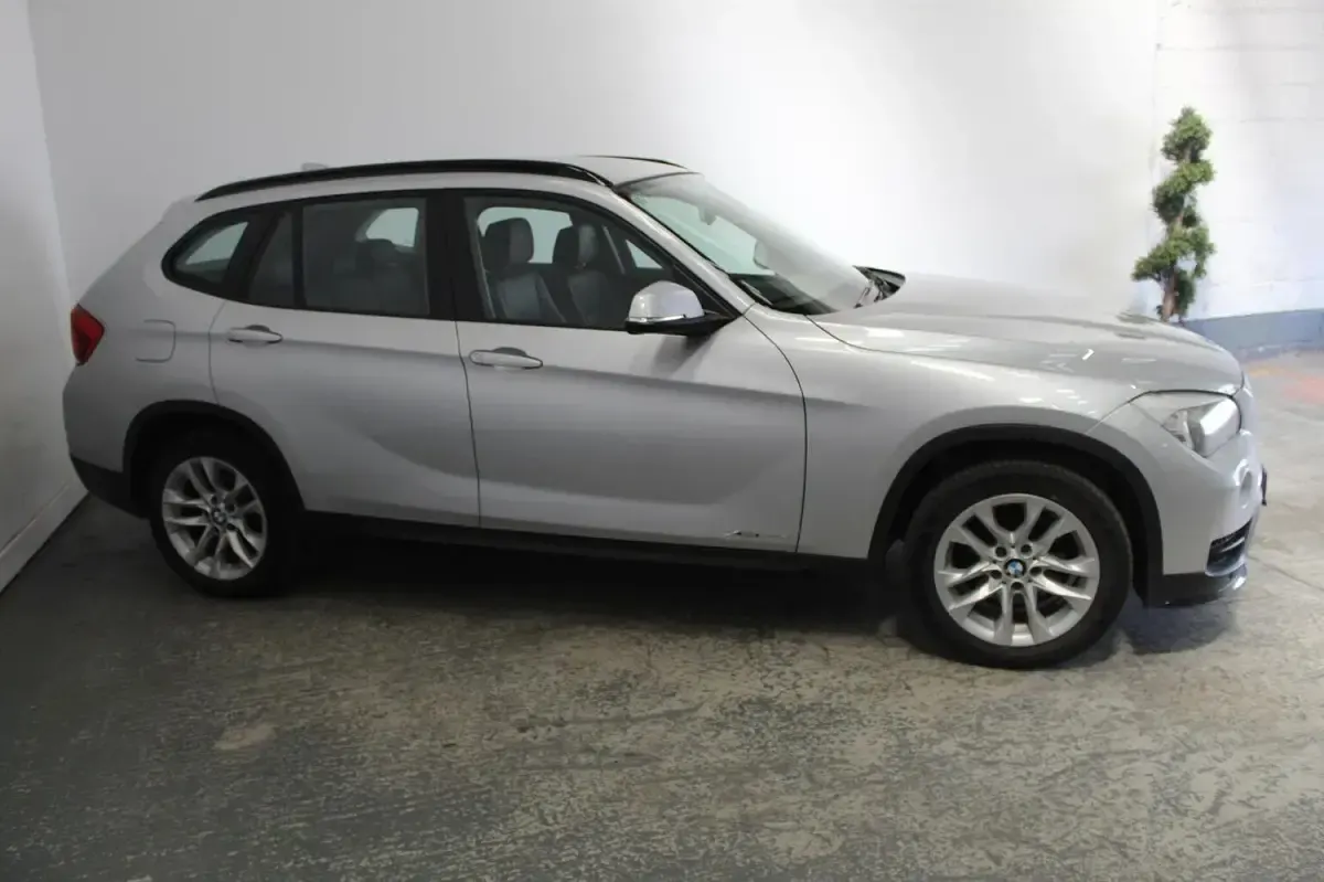 Used BMW X1 Sport Line 184 HP (135 kW) 2014 Silver SUV