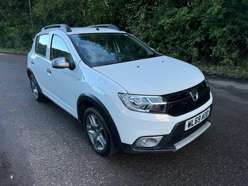 Used Dacia Sandero Essentiel 2020 White Hatchback
