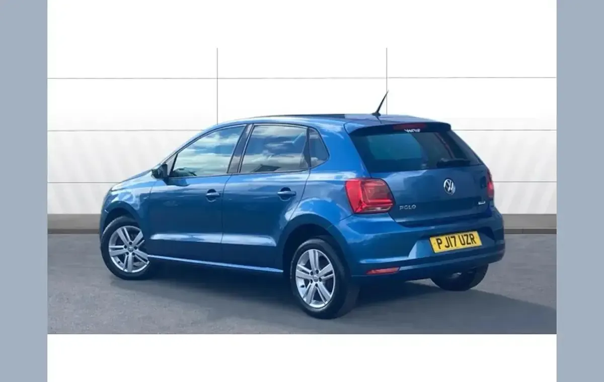 Used VW Polo Match 73 HP (53 kW) 2017 Blue Hatchback