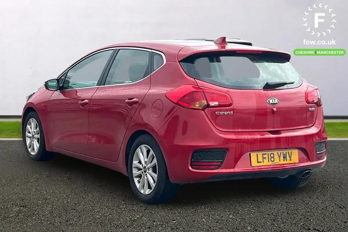 Used Kia Ceed 136 HP (100 kW) 2018 Red Hatchback