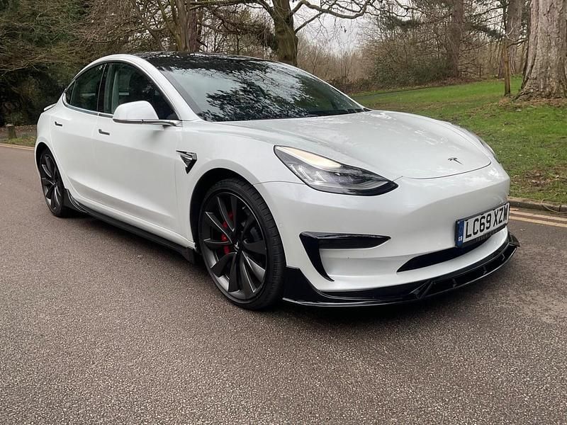 Used Tesla Model 3 Performance 461 kW (627 HP) 2019 White Sedan