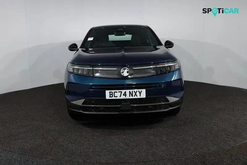 Used Vauxhall Grandland X Design Edition 136 HP (100 kW) 2025 Blue SUV