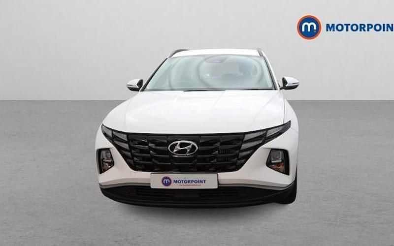 Used Hyundai Tucson SE 180 HP (132 kW) 2023 White SUV