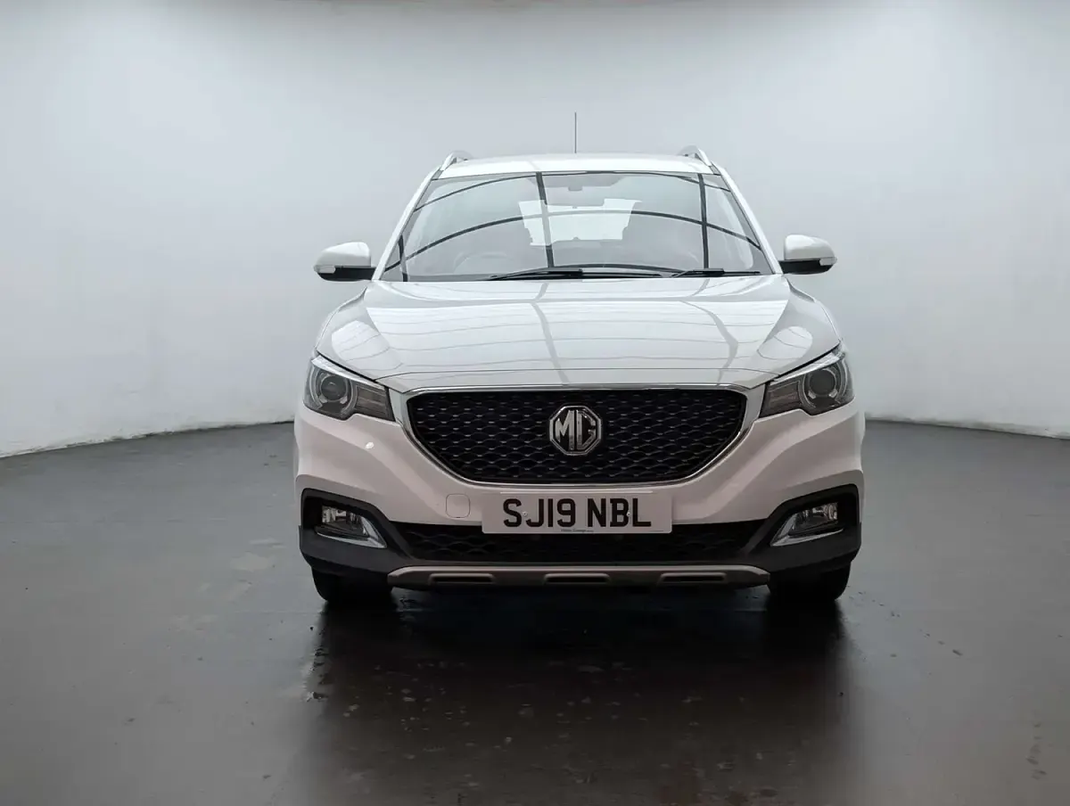 Used MG ZS Exclusive 111 HP (81 kW) 2019 White SUV