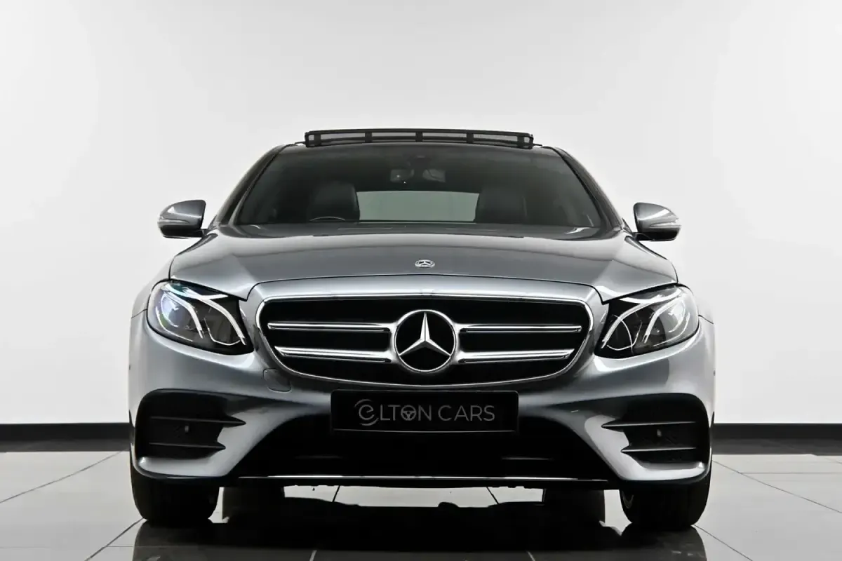 Gebraucht Mercedes E220 AMG Line Premium 194 PS (142 kW) 2018 Grau Limousine