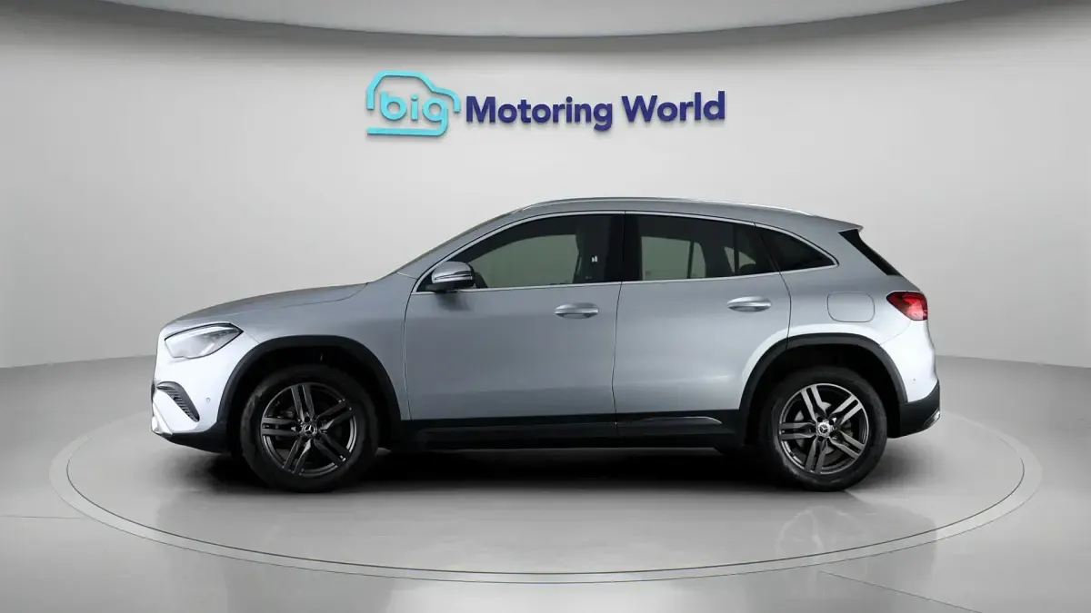 Used Mercedes GLA180 Sport Edition 136 HP (100 kW) 2025 Silver SUV