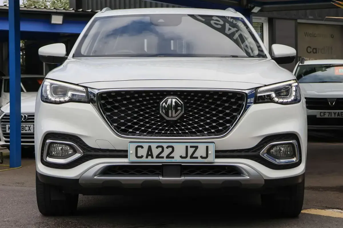 Used MG HS Exclusive 162 HP (119 kW) 2022 White SUV