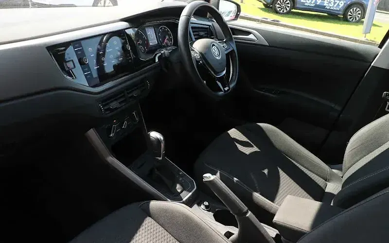 Used VW Polo SE 95 HP (69 kW) 2019 Grey Hatchback