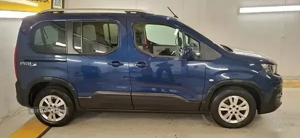 Used Peugeot Rifter Allure 131 HP (96 kW) 2021 Blue MPV