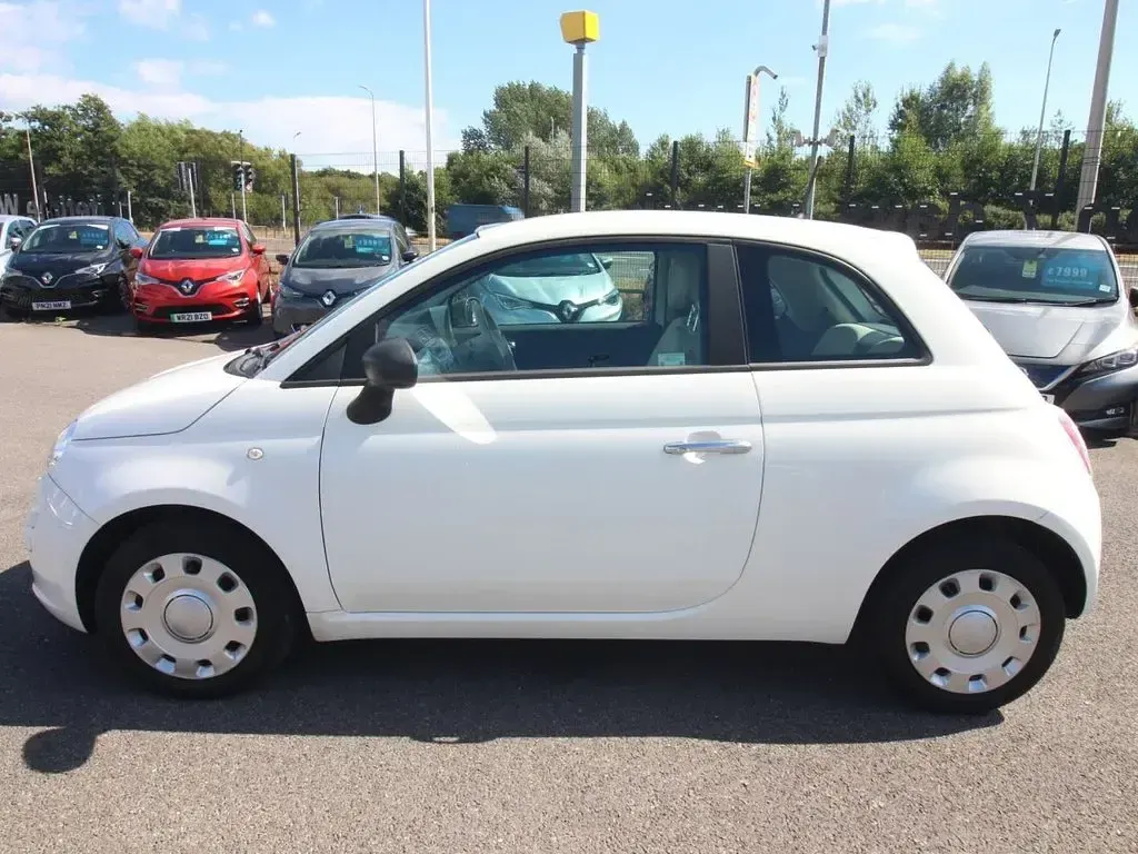 Used Fiat 500 Pop 69 HP (50 kW) 2013 White Hatchback