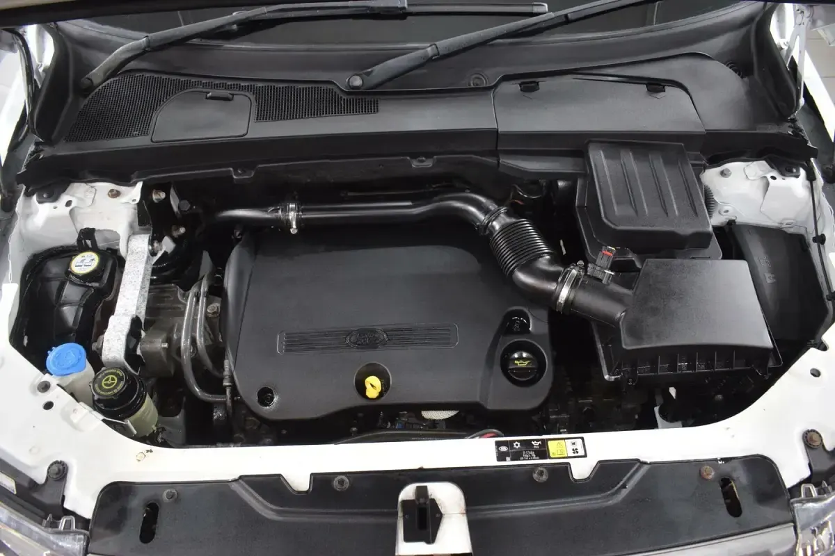 Used Land Rover Freelander 2 150 HP (110 kW) 2013 White SUV