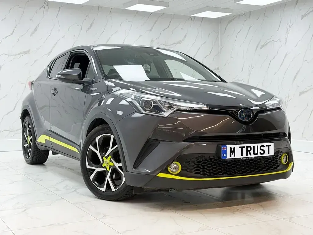 Used Toyota C-HR Design 122 HP (89 kW) 2019 Grey SUV