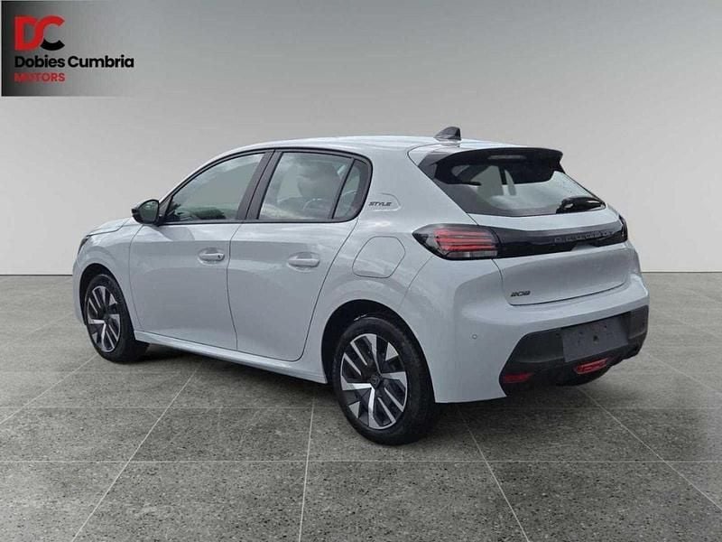 Used Peugeot 208 Style 99 HP (72 kW) 2025 White Hatchback