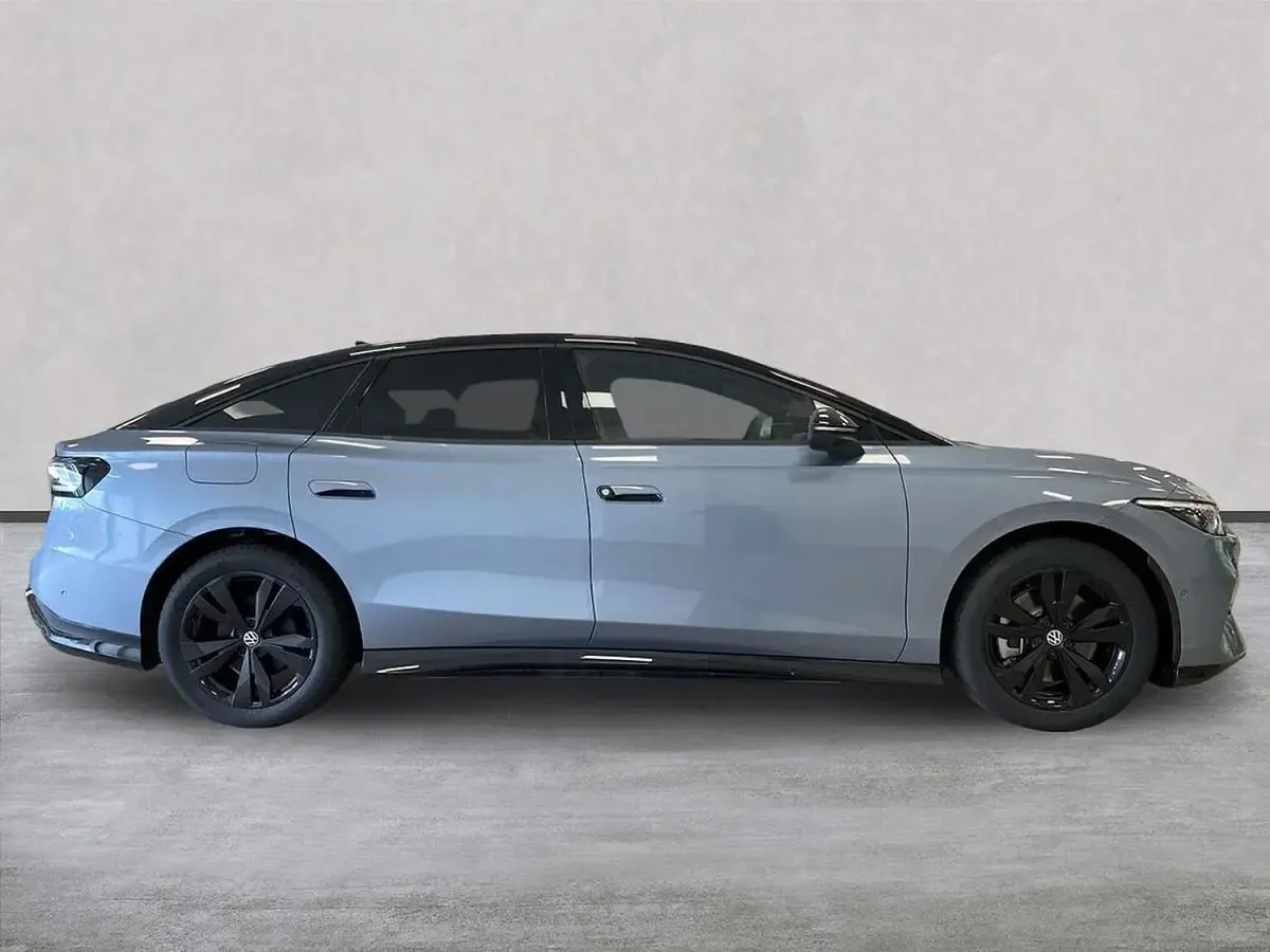 New VW ID.7 Pro 210 kW (286 HP) 2026 Blue Hatchback