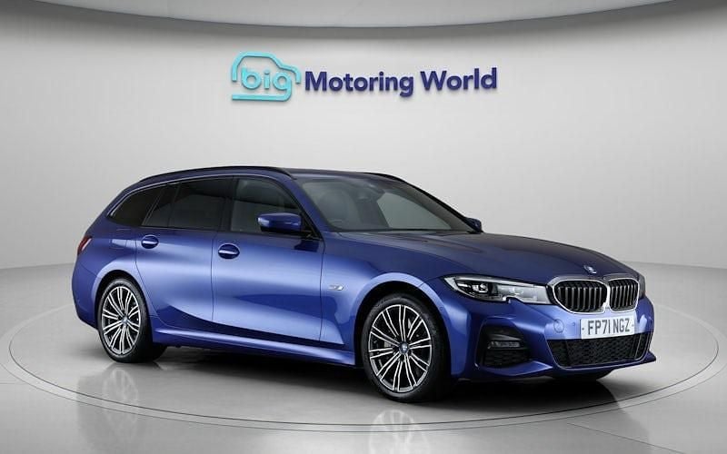 Blue Used 2022 BMW 330e M Sport Estate | £21,300 (Good price) - Image 1/4