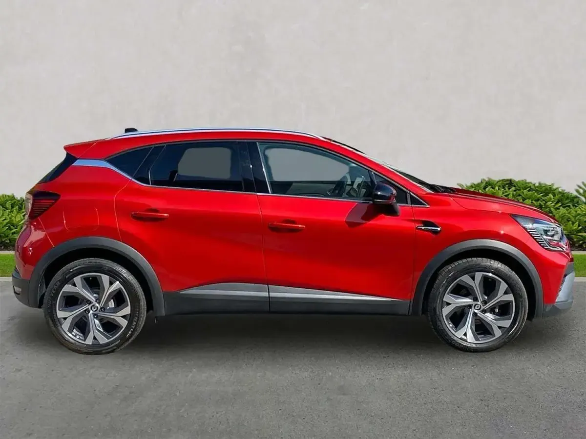 Used Renault Captur RS Line 140 HP (102 kW) 2022 Red  SUV