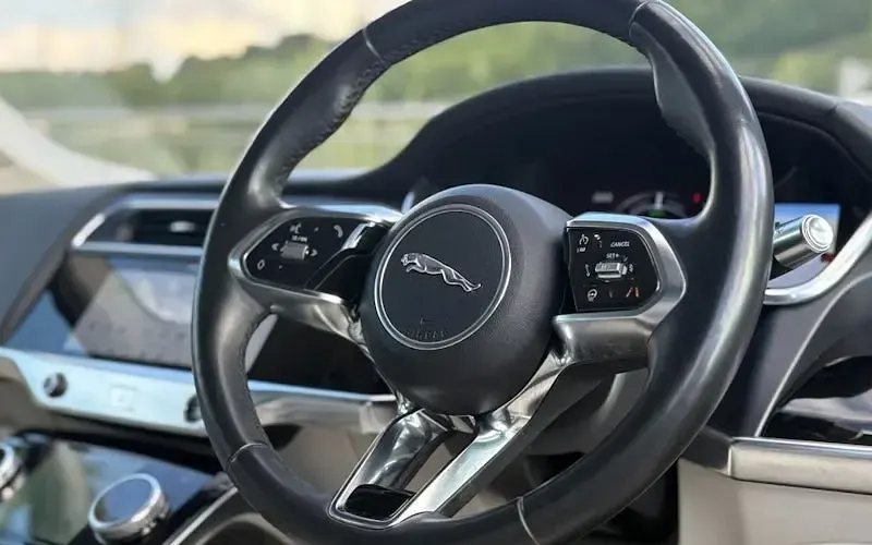Used Jaguar I-Pace SE 294 kW (400 HP) 2020 Black SUV