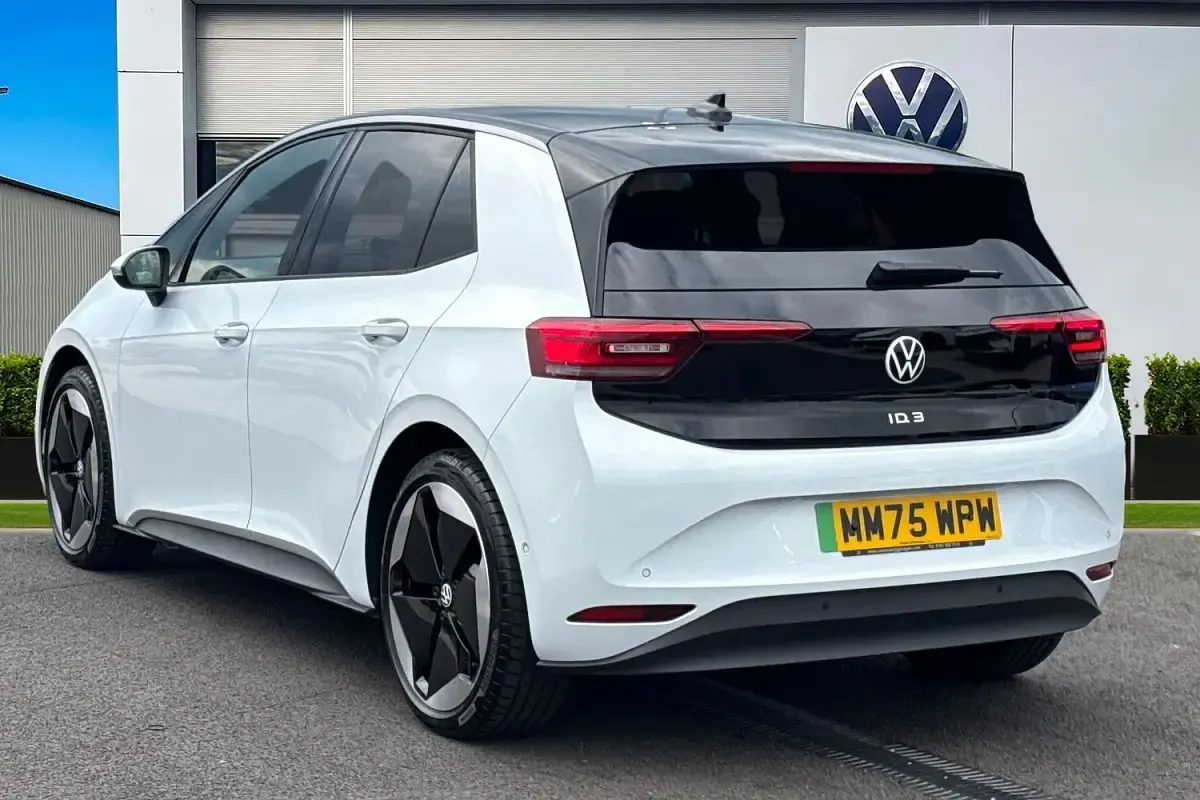 Usado VW ID.3 Pro 150 kW (204 CV) 2026 Blanco Utilitario