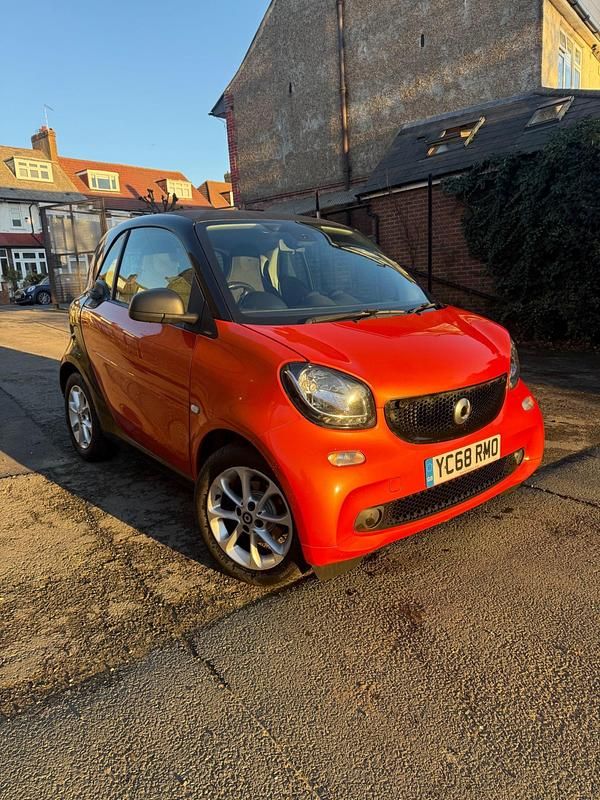 Black Used 2018 Smart ForTwo Coupé Passion Coupe | £3,995 (Expensive) - Image 1/4