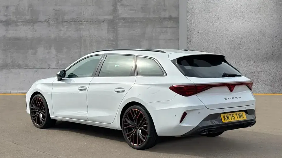 New Cupra Leon 150 HP (110 kW) 2026 White