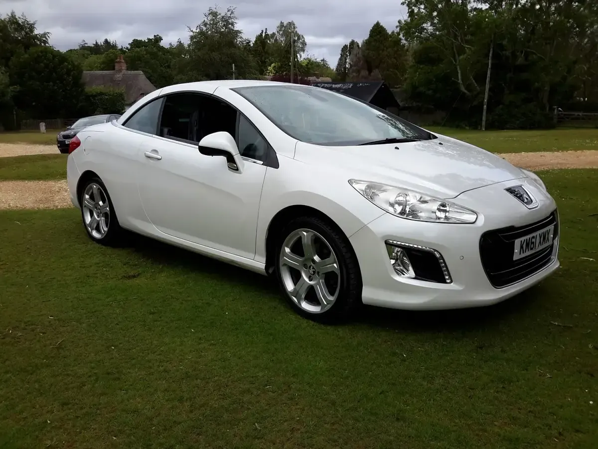 Used Peugeot 308 CC Allure 2012 White pearl Cabriolet