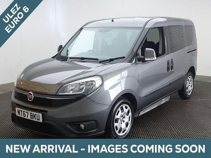 Used Fiat Doblò 95 HP (69 kW) 2018 Grey MPV