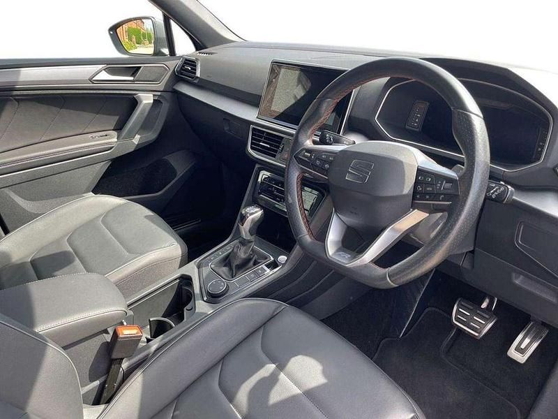 Used Seat Tarraco FR Sport 150 HP (110 kW) 2024 Grey SUV