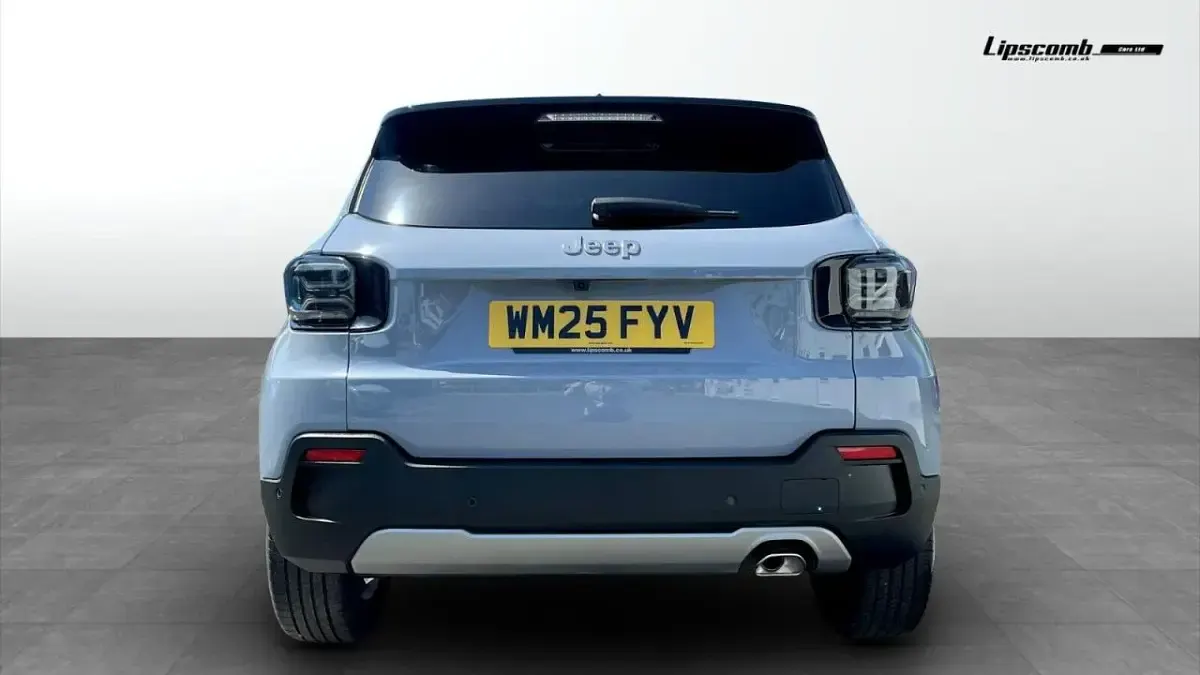 Used Jeep Avenger Summit 100 HP (73 kW) 2025 SUV