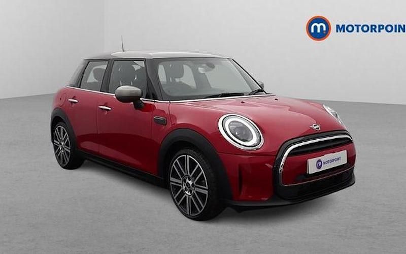 Red Used 2022 Mini Cooper Exclusive Hatchback | £18,399 (Fair price) - Image 1/4