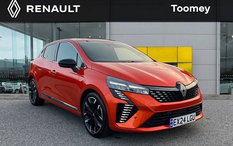 Used Renault Clio V Techno 90 HP (66 kW) 2024 Orange  Hatchback