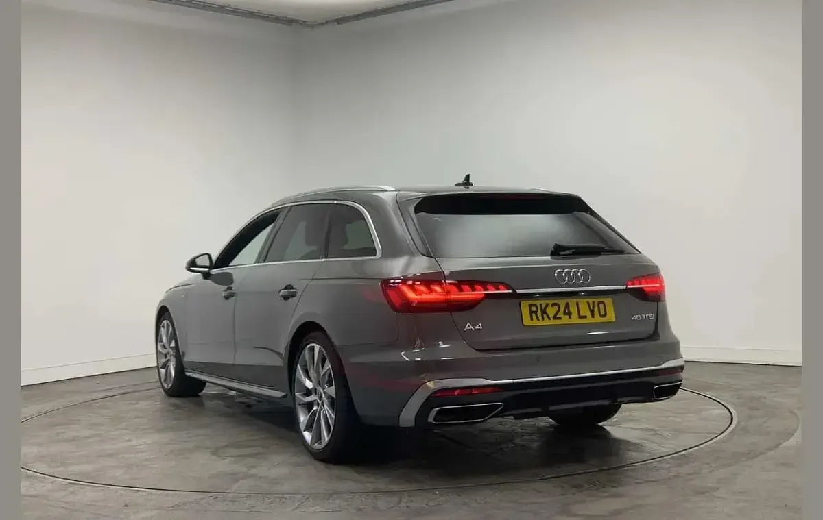 Used Audi A4 S-Line 200 HP (147 kW) 2024 Grey Estate
