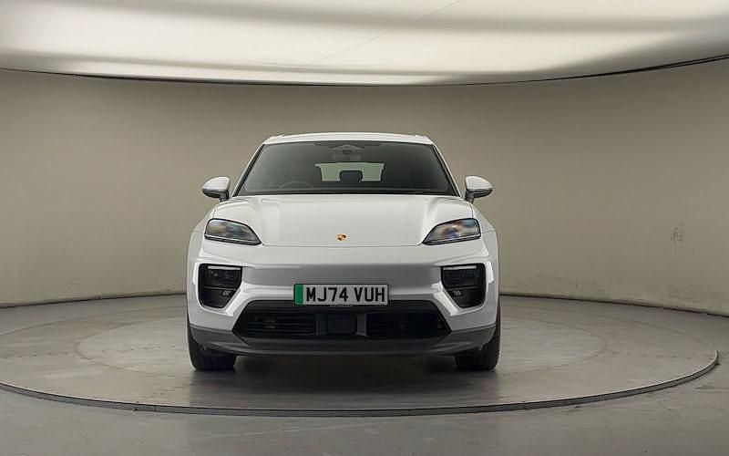 Used Porsche Macan 4 Electric 300 kW (408 HP) 2025 SUV