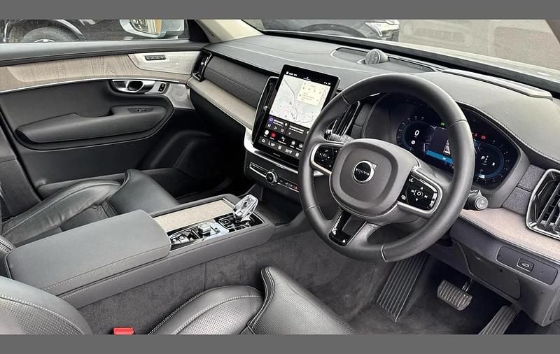 Used Volvo XC90 Ultra 250 HP (183 kW) 2025 Grey SUV