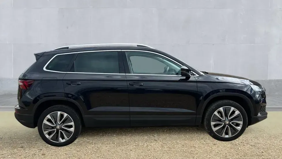 Used Skoda Karoq SE L 150 HP (110 kW) 2024 Black magic pearlescent SUV