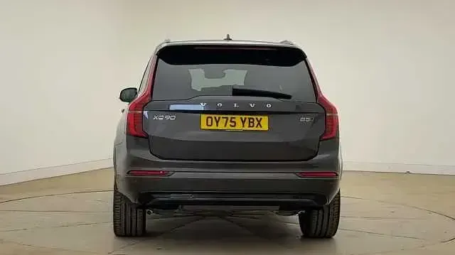 Usado Volvo XC90 Plus 250 HP (183 kW) 2026 SUV