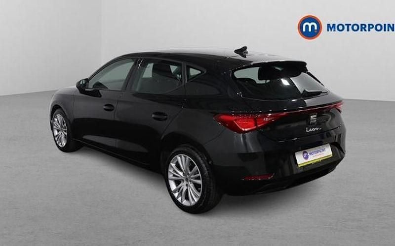 Used Seat Leon SE Dynamic 110 HP (80 kW) 2023 Hatchback