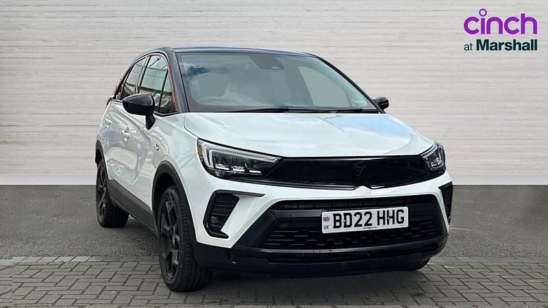 Used Vauxhall Crossland GS Line 110 HP (80 kW) 2022 White SUV