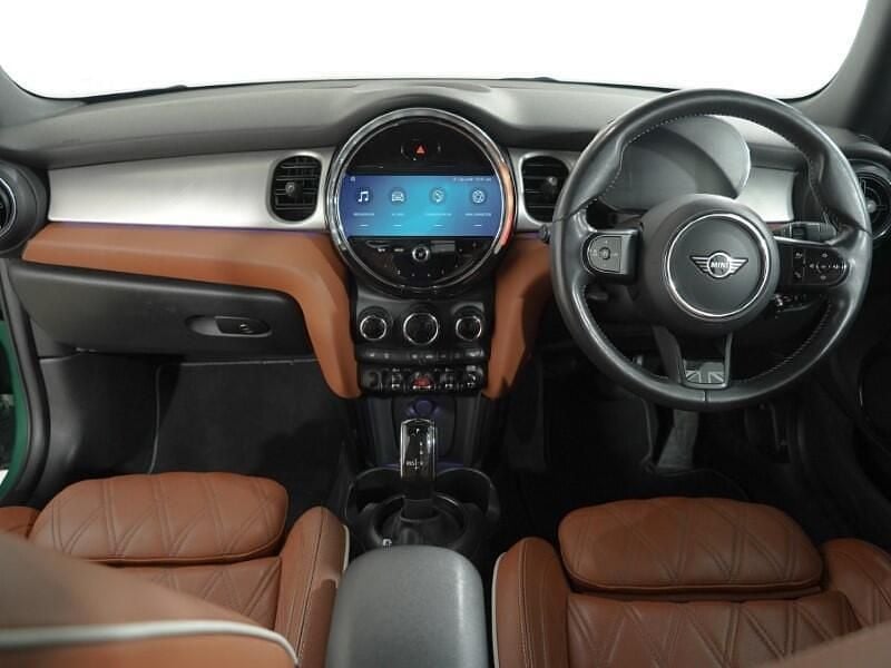 Used Mini Cooper Exclusive 134 HP (98 kW) 2021 Green Hatchback