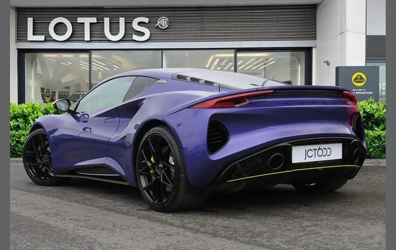 Used Lotus Emira 399 HP (293 kW) 2025 Other Coupe