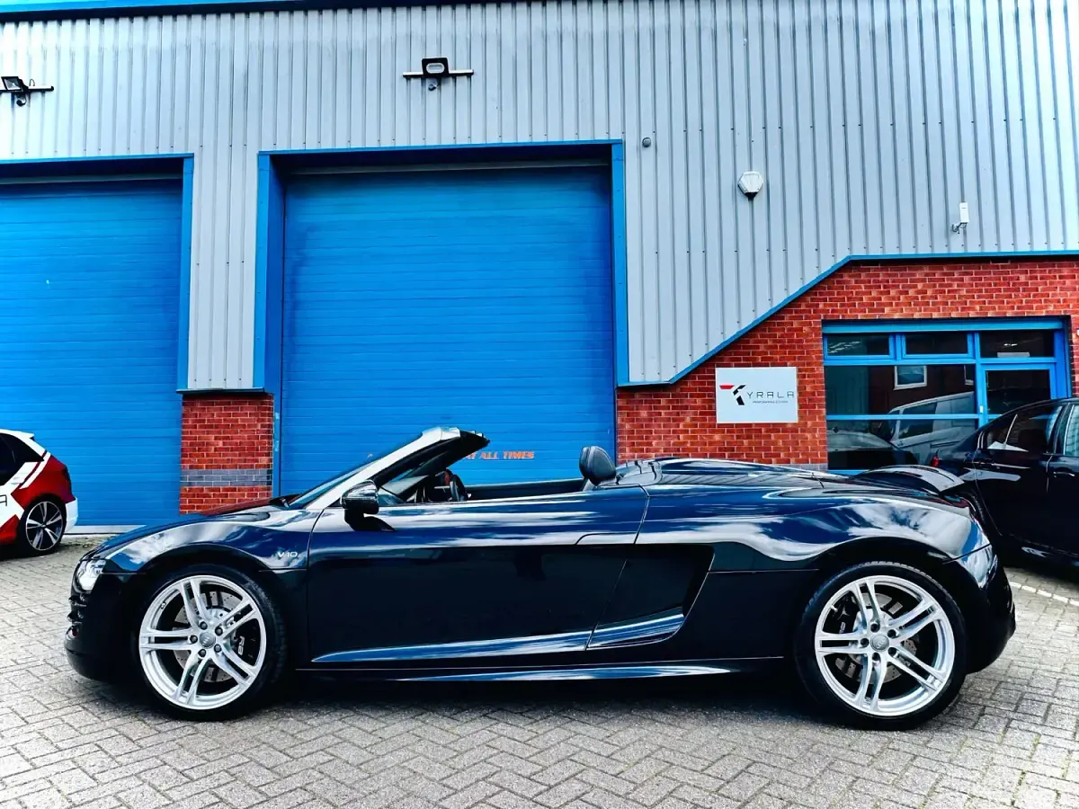 Used Audi R8 Coupé Performance 2010 Black Coupe