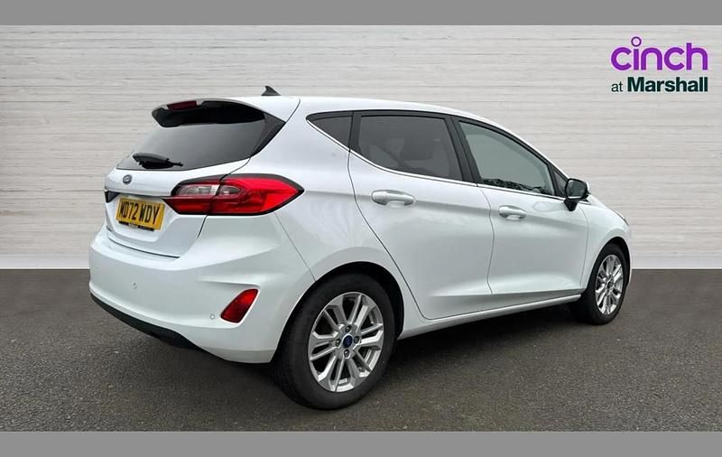 Used Ford Fiesta Titanium 100 HP (73 kW) 2023 White Hatchback