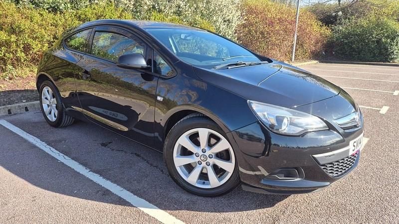Used Vauxhall Astra GTC Sport 2014 Black Hatchback