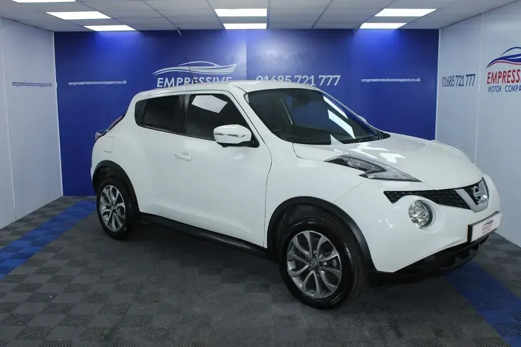 Used Nissan Juke Tekna 2015 White SUV