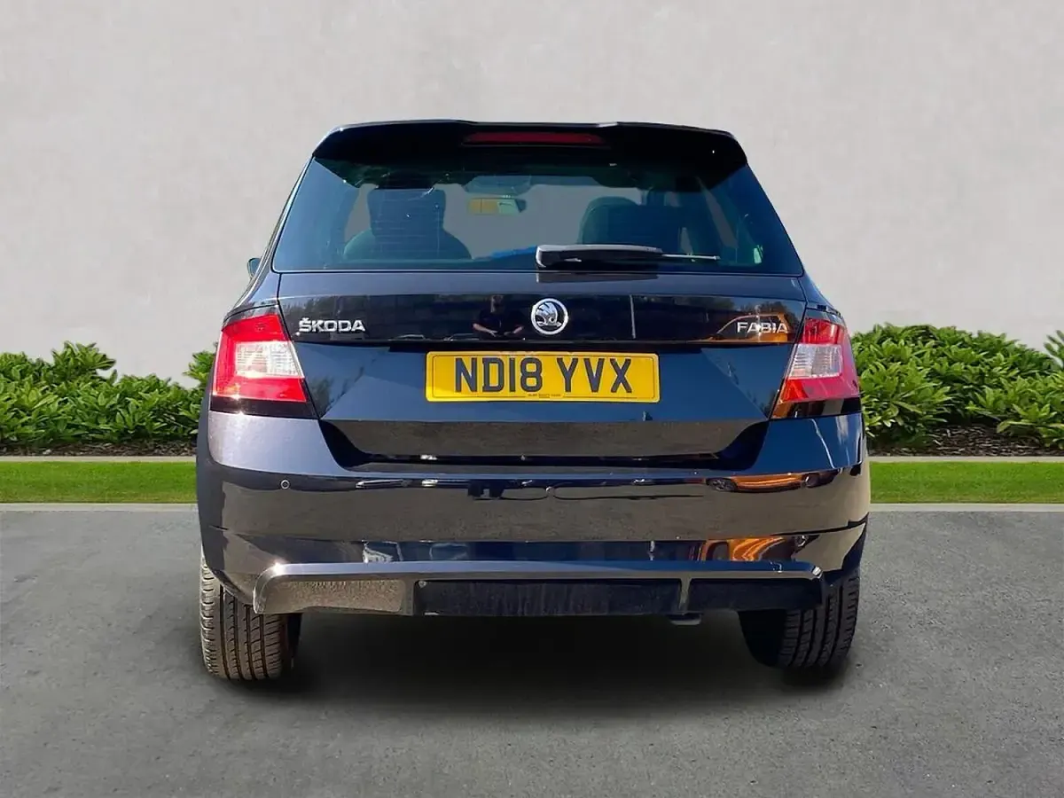 Used Skoda Fabia Monte Carlo 110 HP (80 kW) 2018 Black Hatchback
