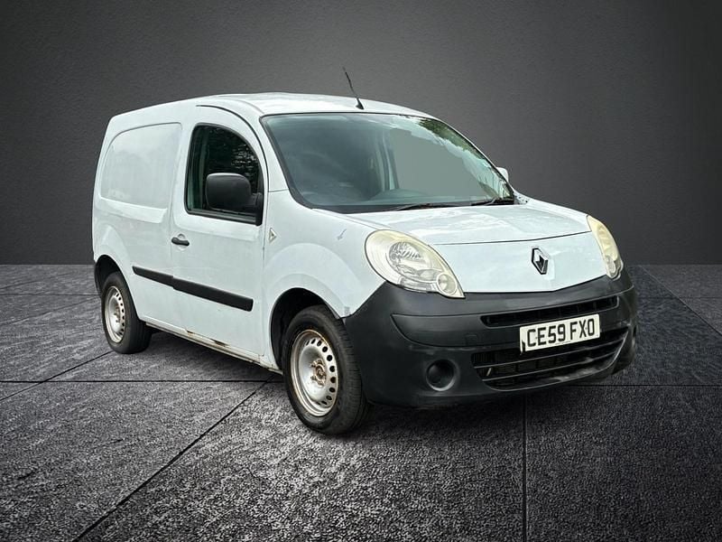 White Used 2009 Renault Kangoo MPV | £1,995 (A bit pricey) - Image 1/2