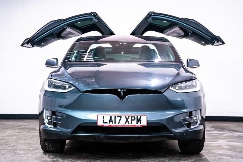 Silver Used 2017 Tesla Model X SUV | £21,250 (Good price) - Image 1/4