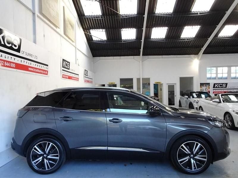 Used Peugeot 3008 Premium 300 HP (220 kW) 2022 Grey SUV