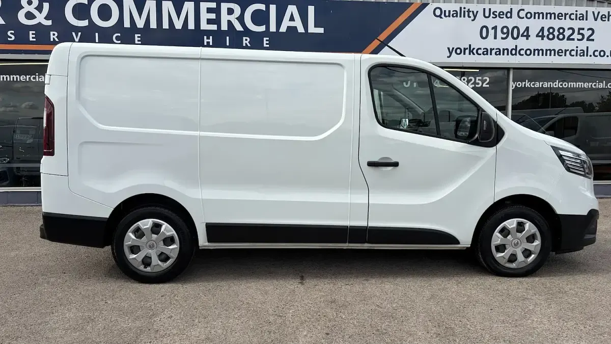 Used Renault Trafic Business 2023 White MPV