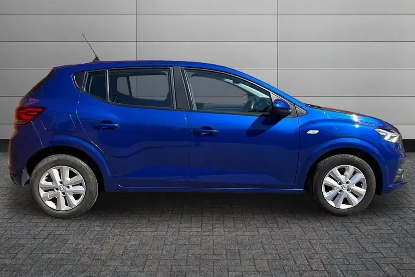 Used Dacia Sandero Comfort 90 HP (66 kW) 2021 Iron blue Hatchback