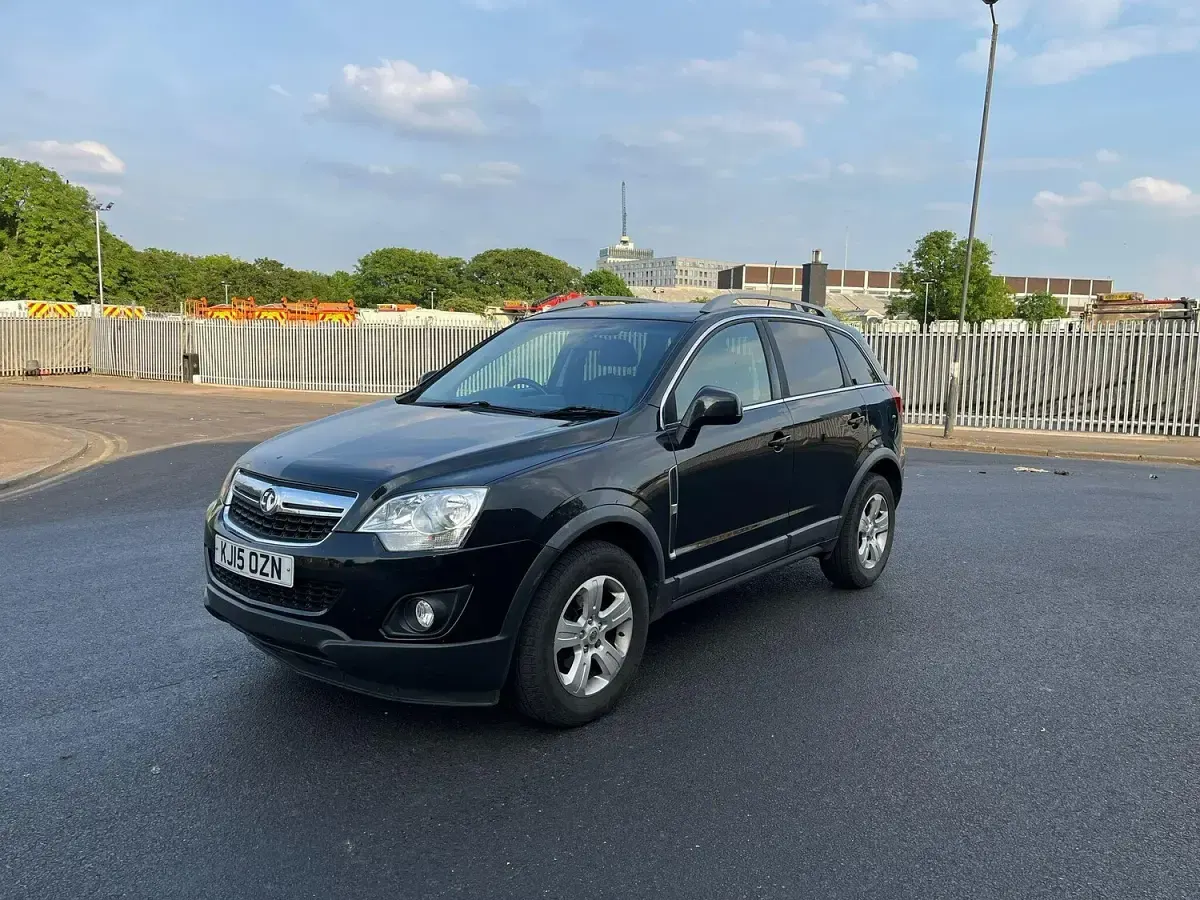 Second-hand Vauxhall Antara S 2015 Negru SUV